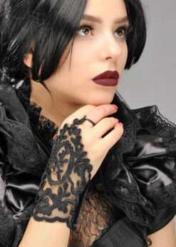 Ladies Gothic Black Lace Fingerless Gloves