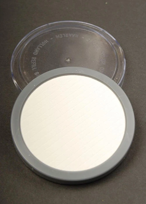 Deluxe White Vampire Cake Make-Up 3 Deluxe White Vampire Cake Make-Up