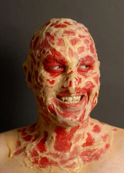 Deluxe Freddy Krueger Make-Up Kit -Halloween Fans Shop freddy krueger make up 02