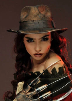 Womens Freddy Krueger Style Brown Fedora Hat 9 Womens Freddy Krueger Style Brown Fedora Hat -Halloween Fans Shop womens deluxe distressed freddy krueger hat 03